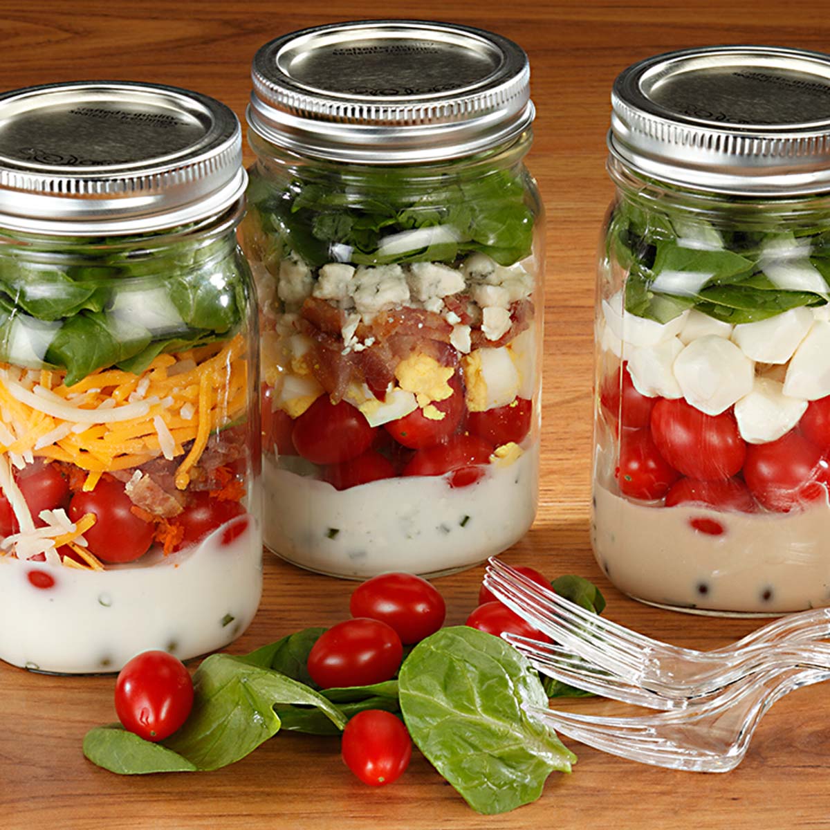 salad-in-a-jar-recipe-dairy-discovery-zone